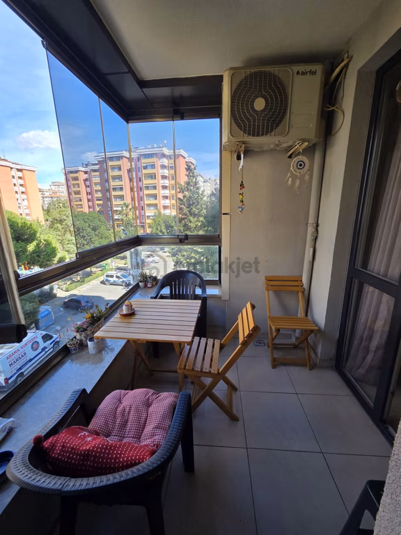 Alternatifsiz Kozyatağı Geniş Orantılı M2 Balkon,ebeveyn B.iskanlı Fırsat Daire 2