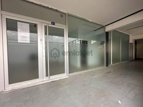 Genova İş Merkezinde , Geniş Kullanım Alanlı Kiralık İş Yeri 2