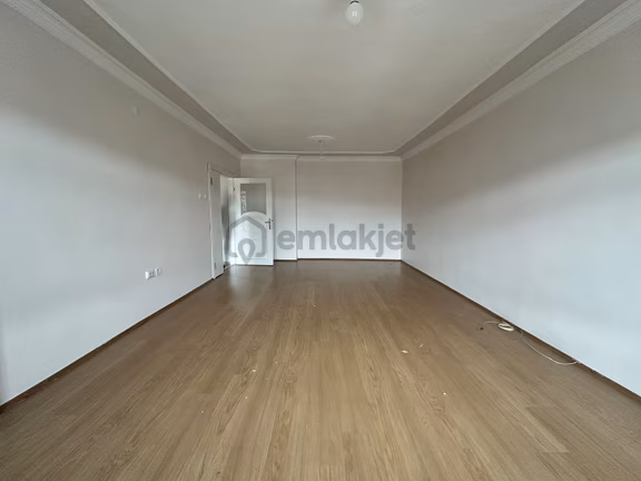 A.eğlence Site İçerisinde 3+1 125 Ara Kat Yapılı Kiralık Daire! 1