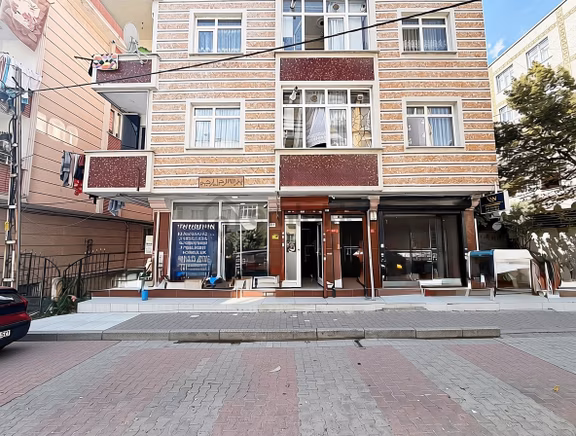 Merobüse 2 Dk Mesafede Her Türlü Faaliyete Uygun Depolu Dükkan 1