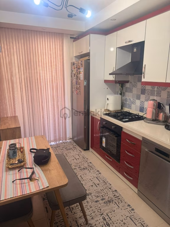 Edremit Cumhuriyet Mh.d.gaz/asön/ön 2.kat 3+1 Yeni Daire Satılık 1