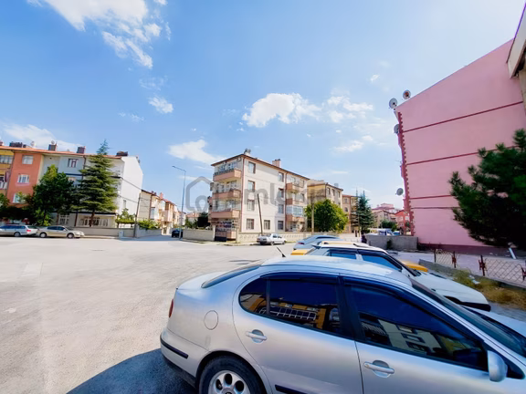 Mehmet Akif Mah.de 2+1 Nüfus Müdürlüğü Civarı Arakat Daire 2