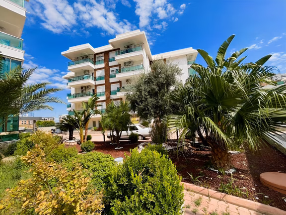 Konyaaltında Lüks Site İçinde Dağ Manzaralı Kiralık Geniş 3+1. 2