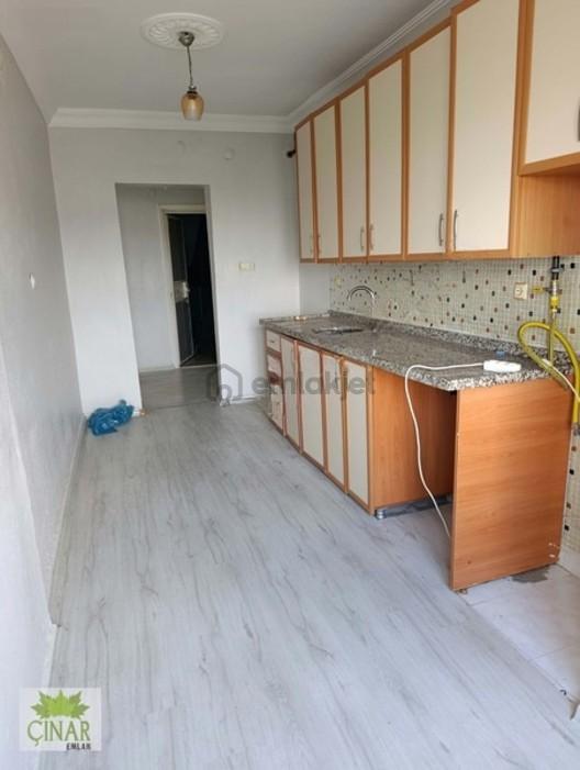 Çınar Emlak'tan İstiklal Mah Satlık 3+1 Daire Doğalgazlı Ara Kat 1