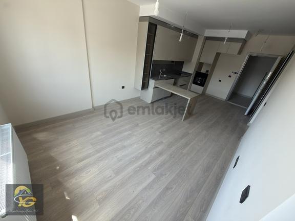 Sincan Ertugrulgazı Mah 4.arakat 2+1 Esyalı Veya Esyasız Kıralık 2