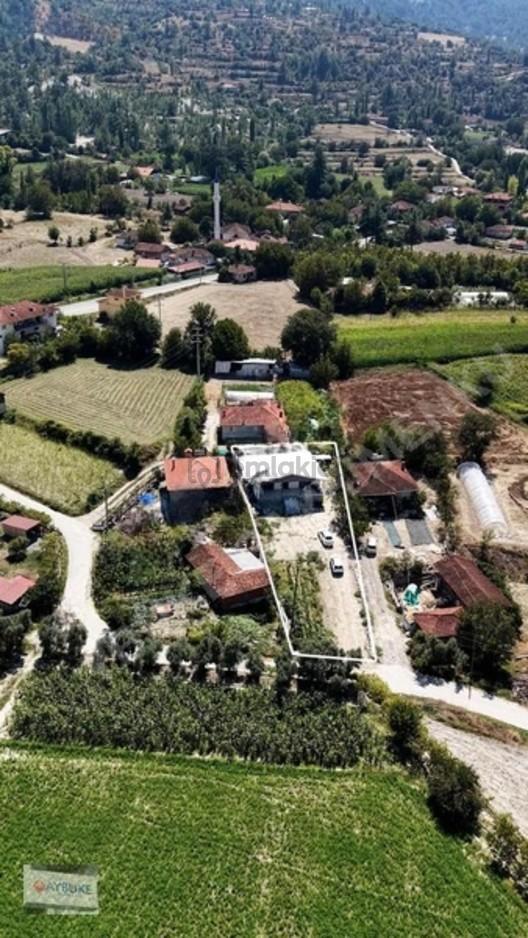 Alcı Mahallesi'de 200 M2 3+1 Lüks Villa 2