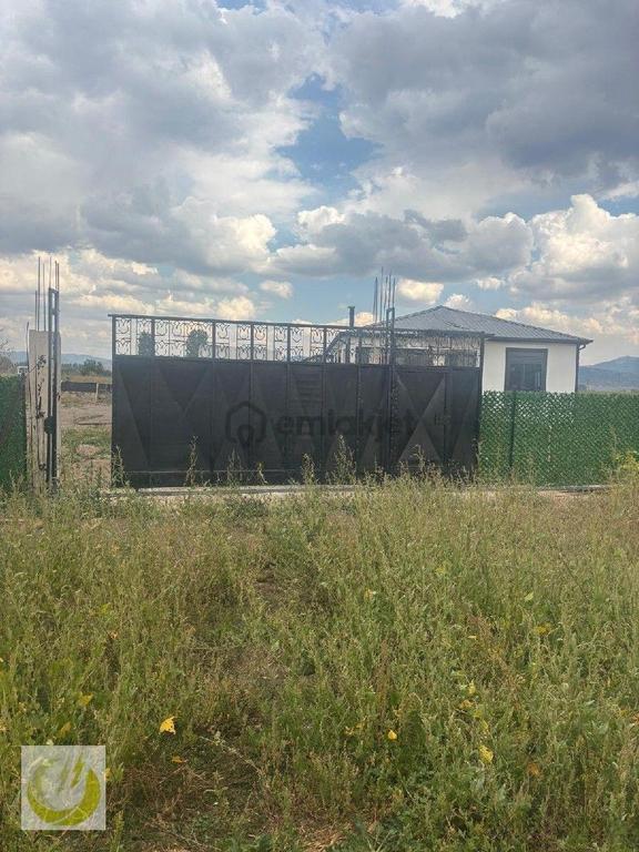 Tokat Çiftlik/çaylarda Satlık Ev Yapılabilecek Bahçe 2