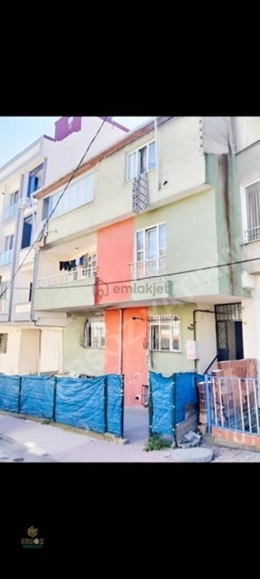 Arnavutköy İslambey'de Satılık 4 Katlı Müstakil Bina (130m², Bah 2