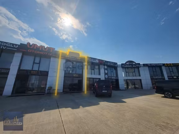 Uzman Emlak'tan Galericiler Sitesi'nde Satılık İşyeri... 2
