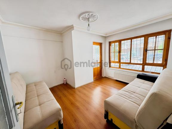 İncirli Mahallesinde 3+1 90m2 Giriş Kat Ön Cephe Krediye Uygun 1