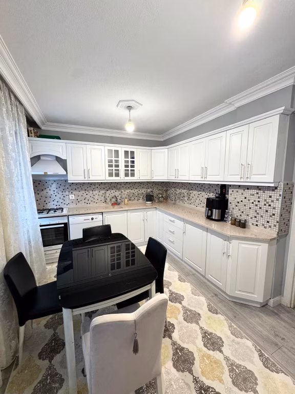 Referans'tan Altınkum'da Geniş Teraslı Yatırımlık Full Yapılı 5+1 Dubleks 1