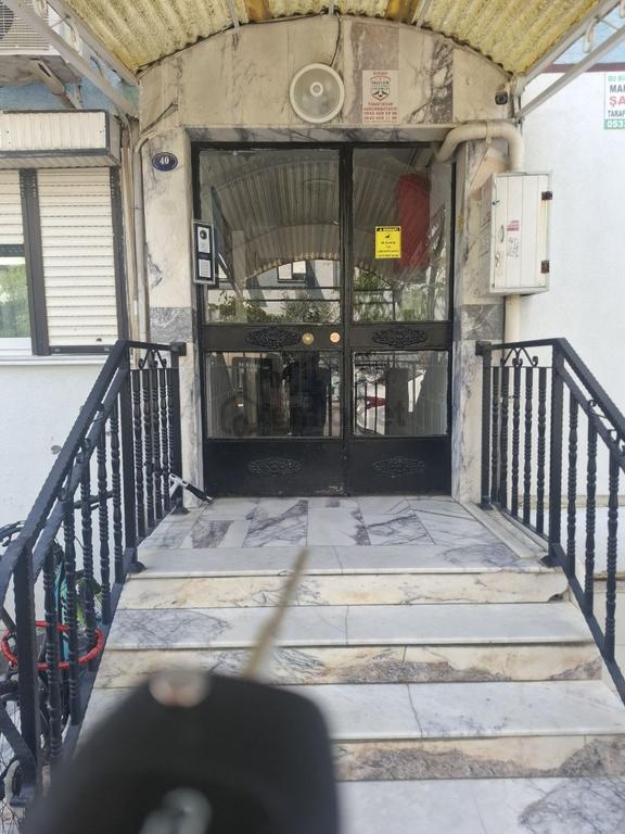 Bornova Osmangazi Kiralık 3+1 Daire 1