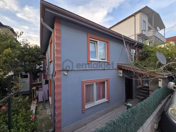 Adapazarı Ozanlar Mahallesi'nde Satılık Müstakil Ev 2