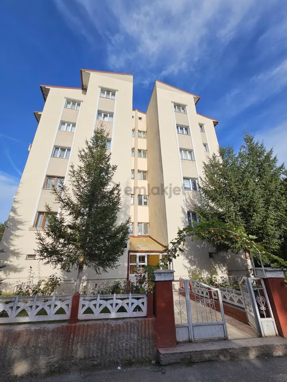Yıldız Emlaktan Yenişehir Mahalle Kiralık 2,5+1 Ara Kat Asansörlü 1