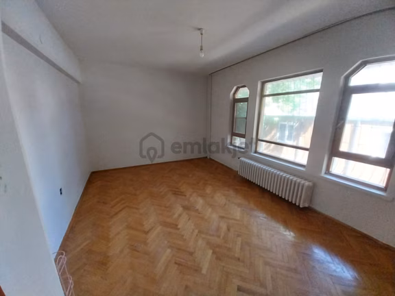 Çankaya Cebeci Mah. Memura Öğrenciye Yapılı 3+1 Kiralık Daire 2