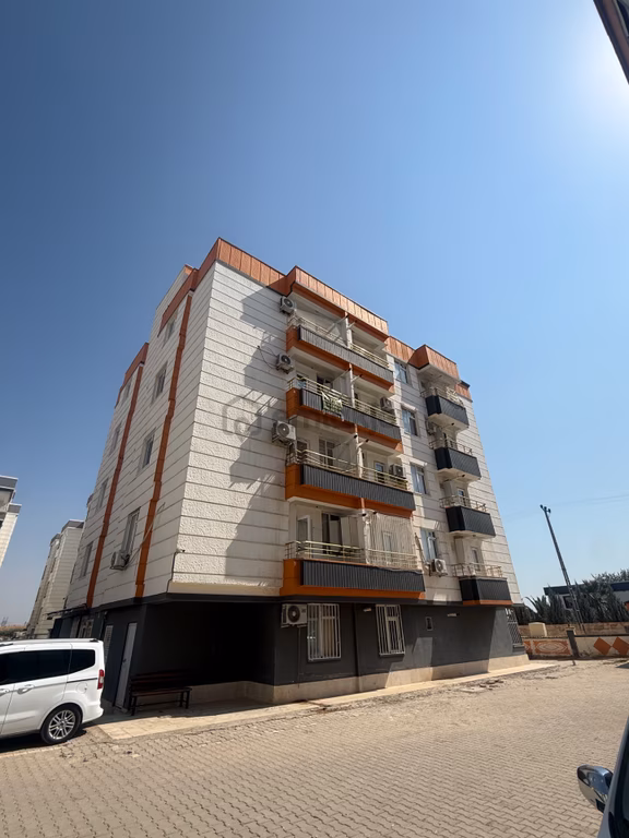 Hasbirlik Emlaktan Kiralık 1+1 Eşyasız Daire 1