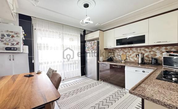 Kanuni'de Cadde Ve Okul Yakını Geniş Full Yapılı 2+1 Daire 2