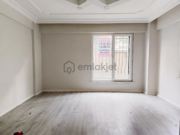 Mahir Emlak' Tan Metrobüse 1 Dk. Mesafede Kiralık 1+1 Daire 1