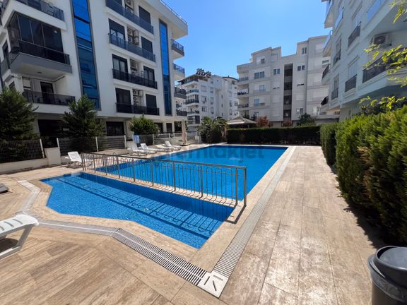 Konyaaltı Sarısu’da 2+1 Eşyalı Satılık Daire | Havuzlu 1