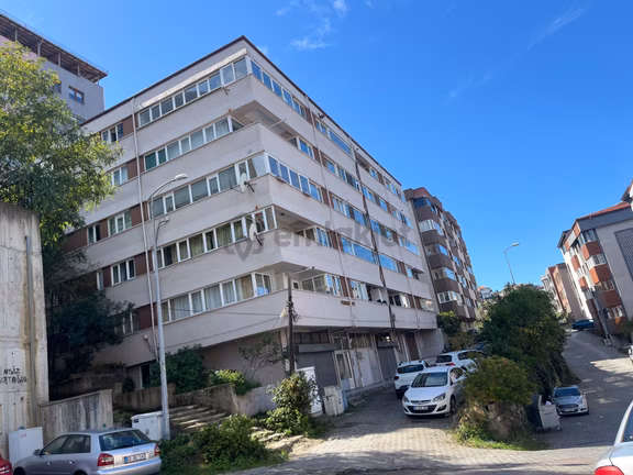 Zonguldak Bahçelievler'de Deniz Manzaralı Satılık 3+1 Daire 1