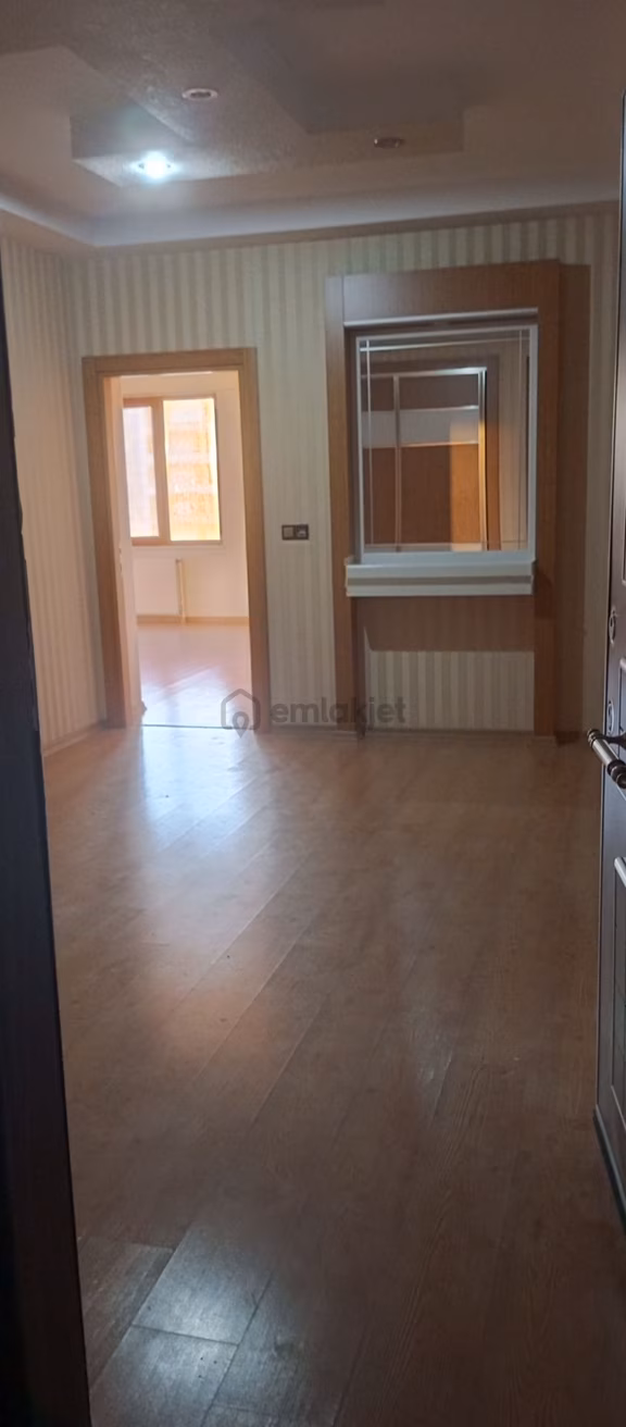 Sahibinden Kent Meydanı Yanı 4+1 1