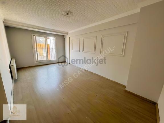 Karabağlar Cennetoğlu'nda Genç Binada Masrafsız 2+1 Daire 1