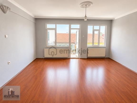 Kırmızı Toprak Mah. Basın Şehitleri Cad. 2+1 Kiralık Daire 1
