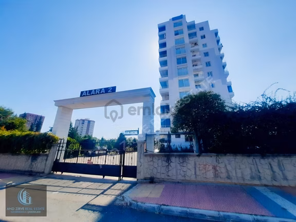 50.yıl Mah'de Geniş 4+1 Kullanımlı Kiralık Daire 1