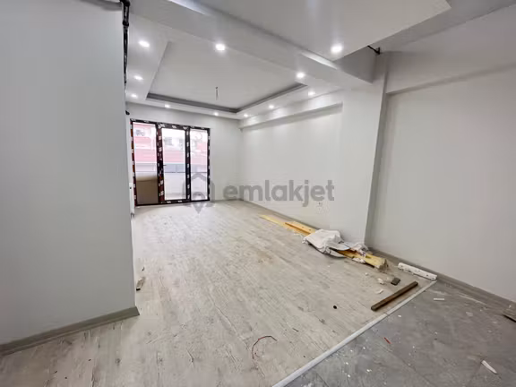 Yusuf Emlak | Sefaköy Kartaltepe'de Sıfır 4+2 Dubleks 180 M² | Metrobüse Yakın 1