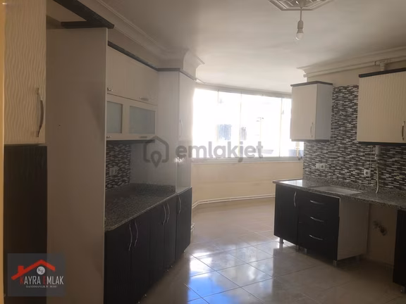 Hamidiye Yürüyüyüş Yolunda Site İçi Kiralık Daire 2