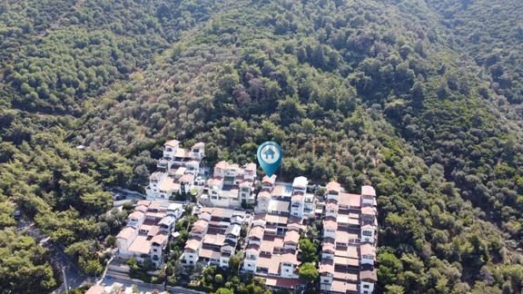 Balçova Teleferikte Çam Ormanında Panoramik Deniz Manzaralı Villa 2