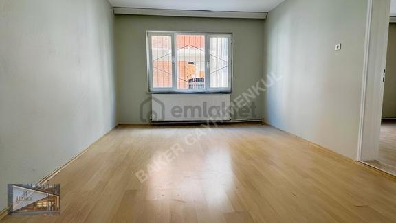 Baker'den Yenikaramanda 2+1 Bakımlı Bahçeli Giriş Kat Daire 2