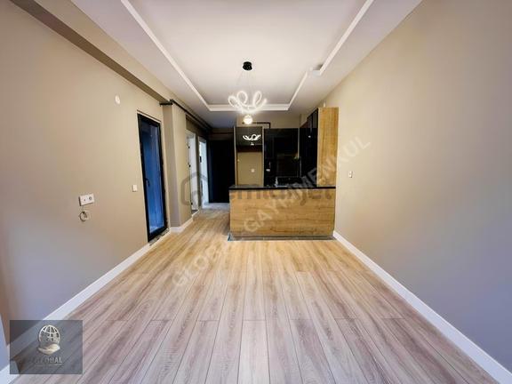 Kervancı Rezidansta 1+1 Arakat K.cam Balkonlu Kiralık Daire 1