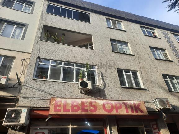 Bayrampaşa Terazidere Mahallesi’nde 1.5+1 85 M2 Satılık Daire 1