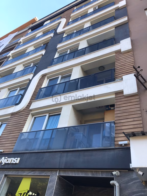 Sahibinden Doğu Gazi Bulvarı’nda Eşyalı 1 + 1 Daire 1