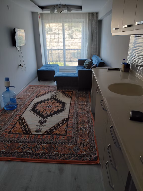 Sahibinden Doğu Gazi Bulvarı’nda Eşyalı 1 + 1 Daire 2