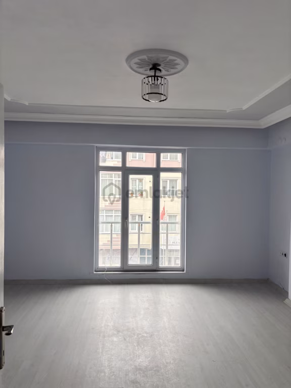 Kapaklı Vatan Sağlık Ocağı Karşısında 2+1 Ara Kat Daire Cam Balkonlu 2