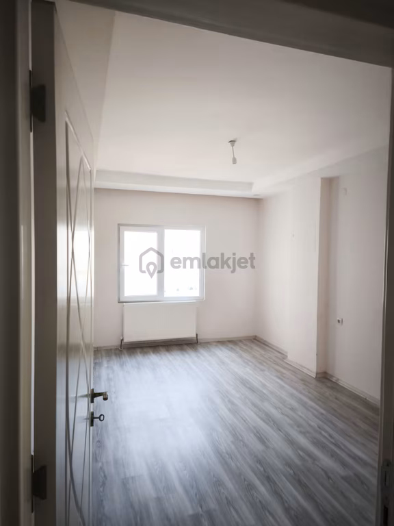 Ulucami Estel 2+1 2