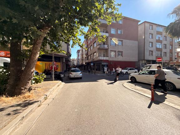 Pendik Fevzi Çakmak Mahallesi'nde Satılık 2+1 Merkezi Daire 2