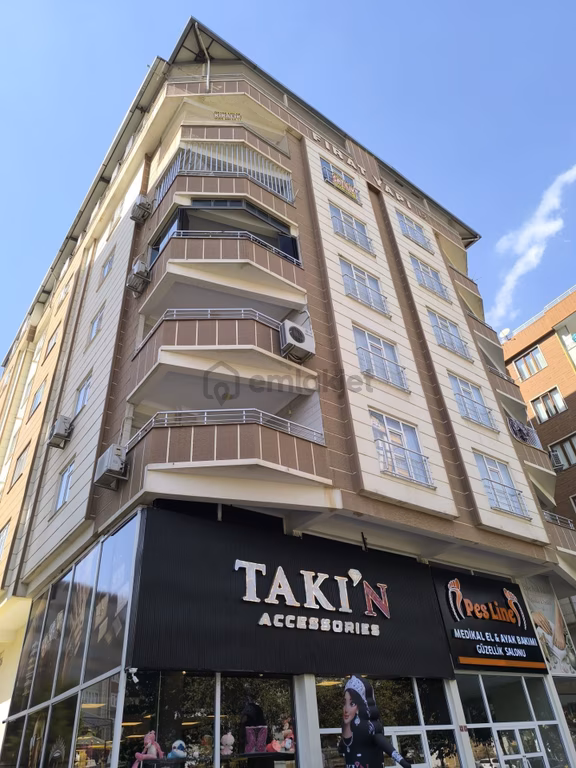 Karaköprü Akpıyar'da Geniş Teraslı 4+4 Kiralık Dubleks 1