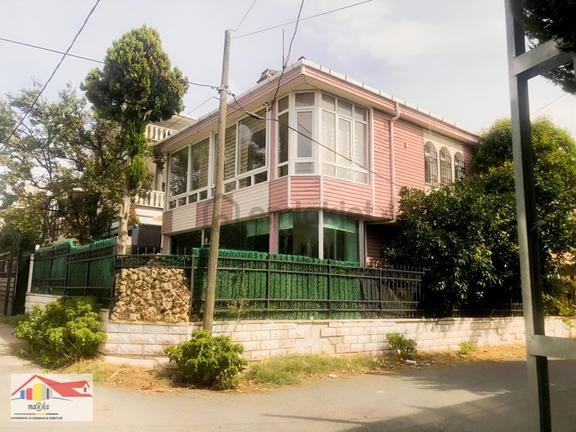 Sinanoba Da Müstakil Bahçeli Garajlı Köşe Villa 1