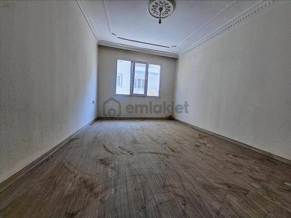 Buca Ufuk Mahallesin De Komple Satılık Bina 2