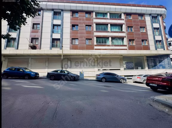 Arnavutköy Merkez De Kiralık 2 Kat 900 M2 İşyeri 2