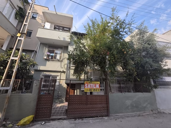 Levent Mahallesi Satılık 2.5 Katlı Doğal Gazlı Mükemmel Konumda 1