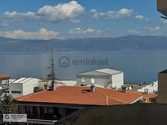 Bursa Mudanya Yeni Mahallede Satılık 2+1 Daire 1