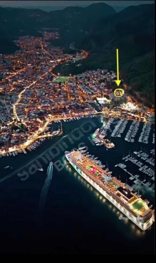 Marmarisde Marina'ya 100metre Satılık 3+1 Rezidans Daire 1
