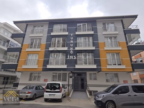 Nato Yolu Caddesine 2. Bina Ara Kat 3+1 Kiralık Ön Cephe 2. Kat 1