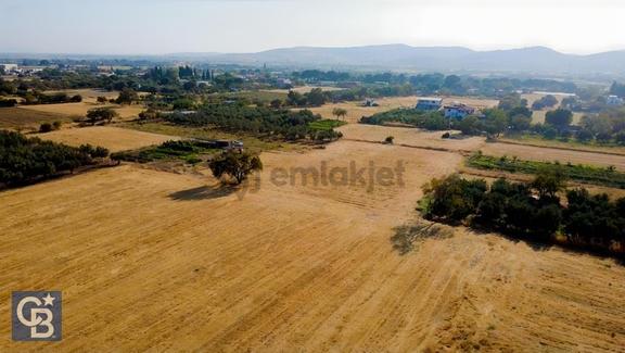 Aliağa/helvacıda Etrafı Çevrili Satılık Tarla 2