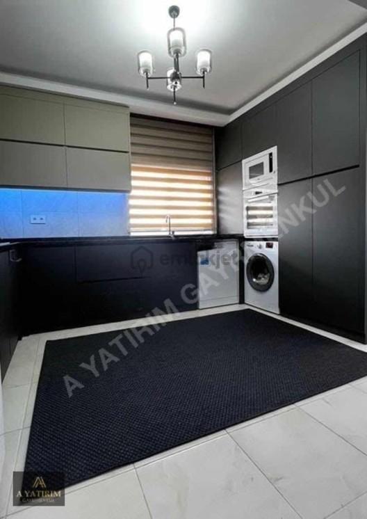 A Yatırımdan Kızıltoprak Da Ayrı Mutfaklı 2+1 Satılık Daire 1