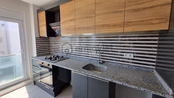 Türk Emlak'tan Hüsnü Karakaş'ta Havuzlu Sitede Kiralık 2+1 Daire 1
